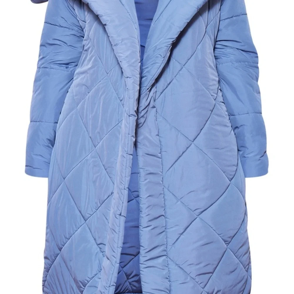 PrettyLittleThing Blue Puffer Coat - Picture 5 of 5